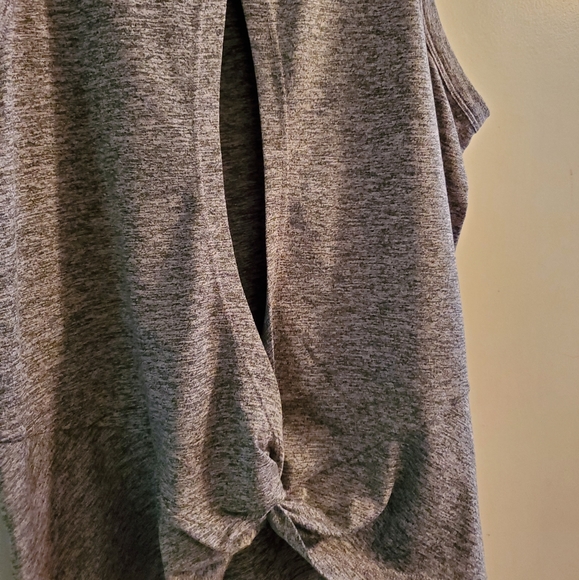 2/$10 Fabletics Blake Open Twist Back Tank Mix & Match With Same Deal - Picture 5 of 8